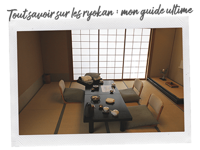 Chambre de ryokan avec tatamis